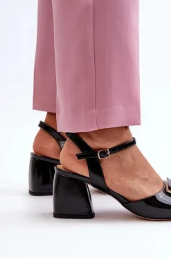 Eleganckie Lakierowane Sandały Na Słupku Z Ozdobą Czarne D&A MR38-202