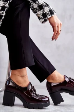 Eleganckie Półbuty Na Słupku Ze Srebrną Ozdobą Bordowe Harmell