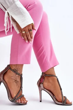 Eleganckie Sandałki Na Szpilce Z Dżetami Srebrne Jenesis