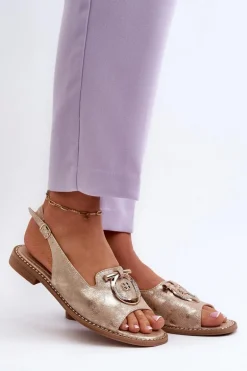 Eleganckie Sandały Damskie Ze Złotą Ozdobą Na Płaskim Obcasie Złote S.Barski KV27-053