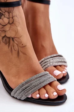 Eleganckie Sandały Z Cyrkoniami Na Obcasie Czarne Laurene