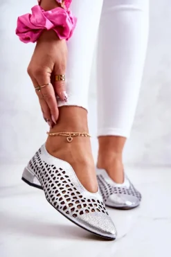 Eleganckie Skórzane Półbuty Ażurowe Srebrne Ismena