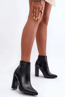 Eleganckie Wężowe Botki Na Słupku Czarne Dante
