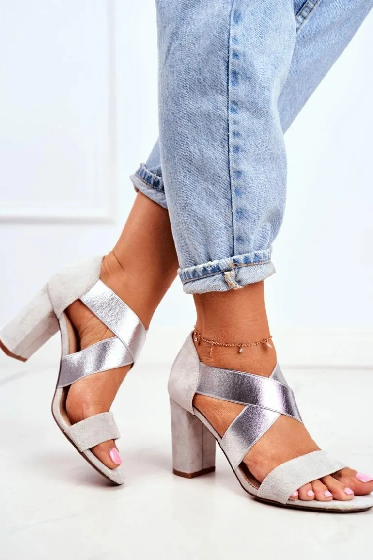Eleganckie Wsuwane Sandały Na Słupku Szaro-Srebrne Varina