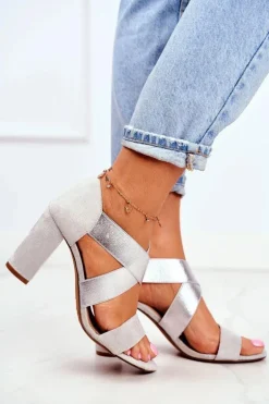 Eleganckie Wsuwane Sandały Na Słupku Szaro-Srebrne Varina