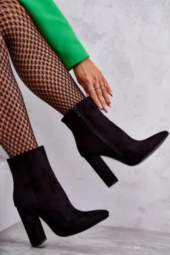 Eleganckie Zamszowe Botki Na Słupku Czarne Ettany