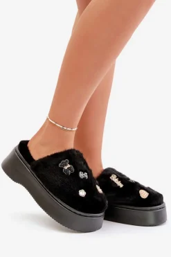 Futrzane Kapcie Damskie Na Grubej Podeszwie Z Przypinkami Czarne Zintoria