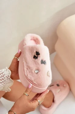 Futrzane Kapcie Damskie Na Grubej Podeszwie Z Przypinkami Różowe Zintoria