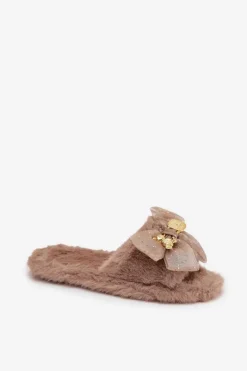 Futrzane Kapcie Damskie Z Kokardą I Złotą Ozdobą Ciemnobeżowe Nolara