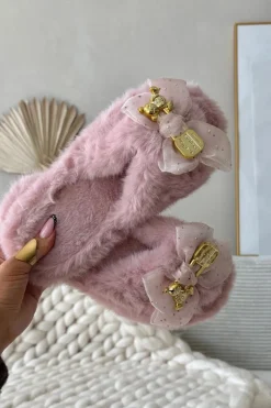 Futrzane Kapcie Damskie Z Kokardą I Złotą Ozdobą Różowe Nolara