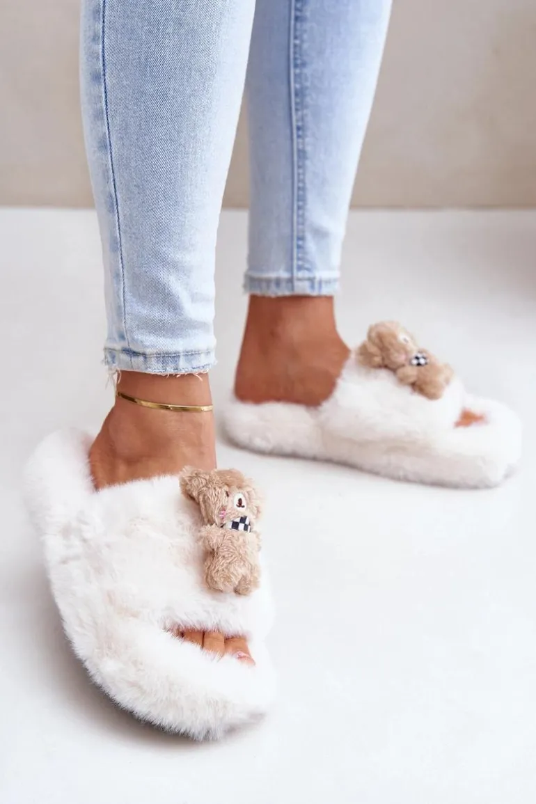 Futrzane Kapcie Damskie Z Misiem Białe Romania