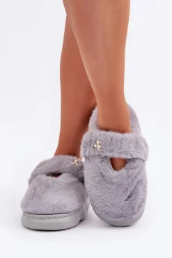 Futrzane Kapcie Z Małą Broszką Szare Primaria
