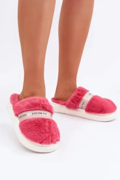 Futrzane Kapcie Z Ozdobnym Paskiem Różowe Savalithea