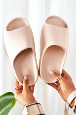 Gumowe Klapki Na Platformie Nude Squishy