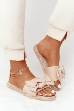 Gumowe Klapki Z Kokardą Beżowe Andrea