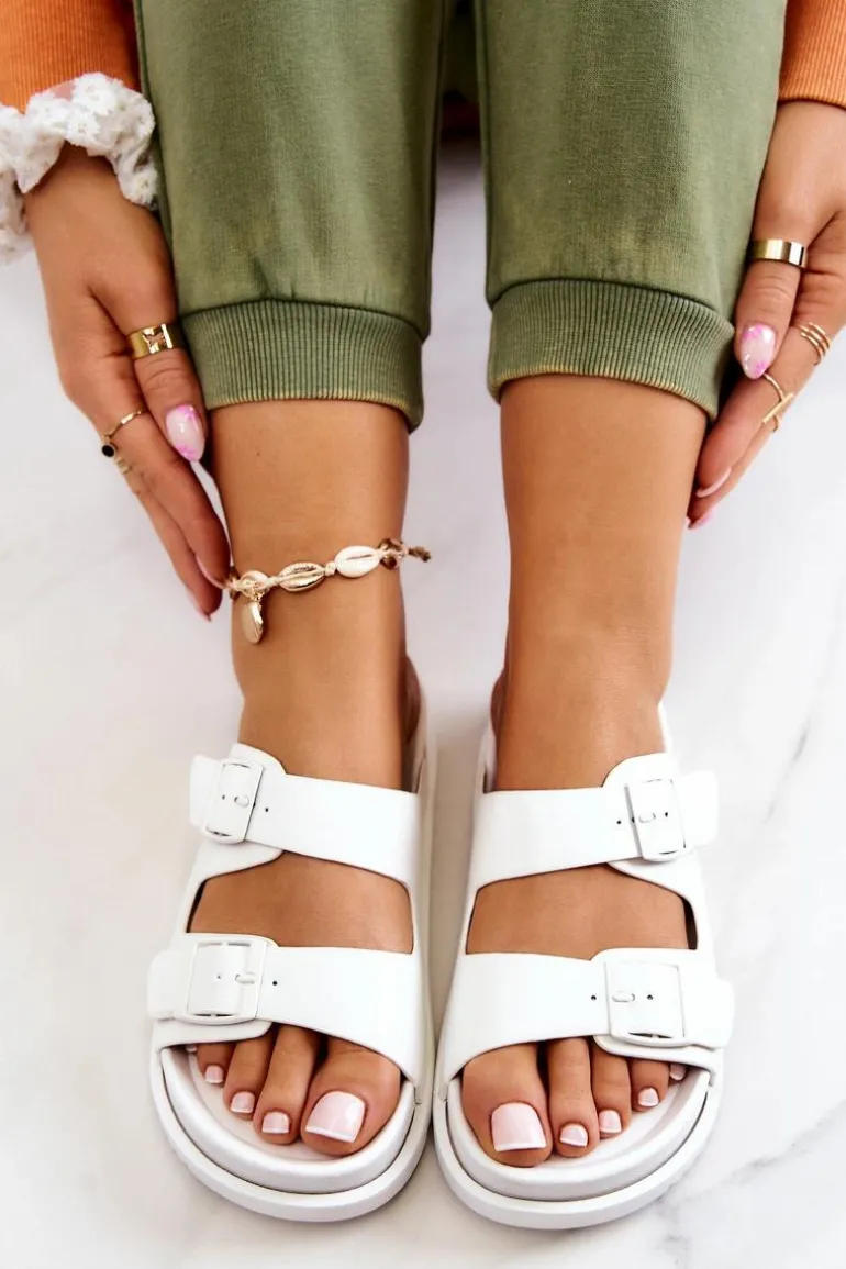 Gumowe Klapki Ze Sprzączką Białe Corina