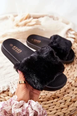 Gumowe Profilowane Klapki Z Futerkiem Czarne Emmie