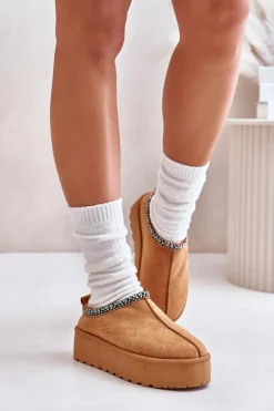 Kapcie Damskie Na Platformie Z Haftem Camel Neroma