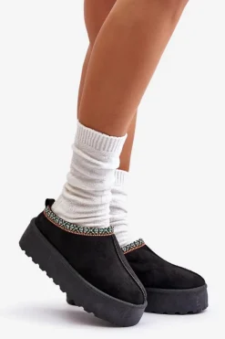 Kapcie Damskie Na Platformie Z Haftem Czarne Neroma