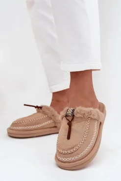 Kapcie Damskie Z Futerkiem I Haftem Beżowe Perivelle