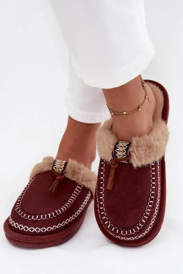 Kapcie Damskie Z Futerkiem I Haftem Bordowe Perivelle