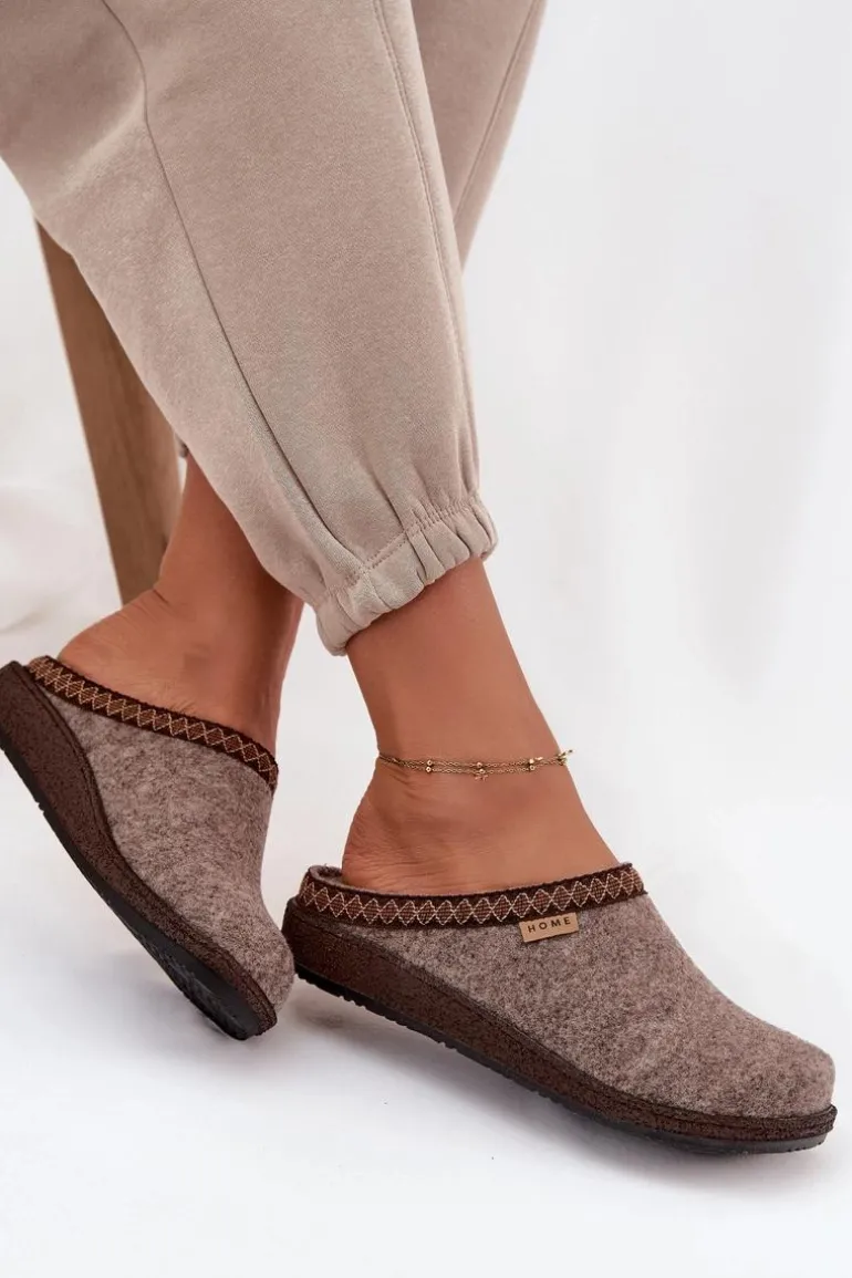 Kapcie Damskie Z Haftem Inblu NL000009 Ciemnobeżowe