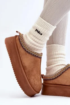 Kapcie Na Grubej Podeszwie Z Eko Zamszu Camel Sylva