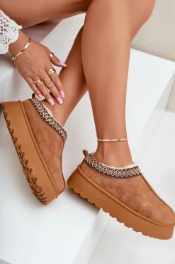 Kapcie Śniegowce Na Platformie Z Haftem Camel Tamilda