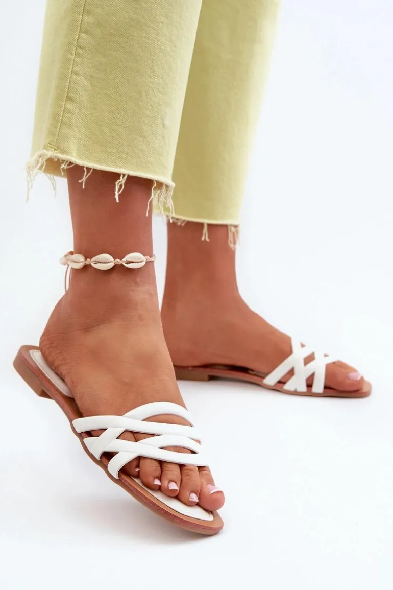 Klapki Damskie Eko Skórzane Na Płaskim Obcasie Białe Moldela