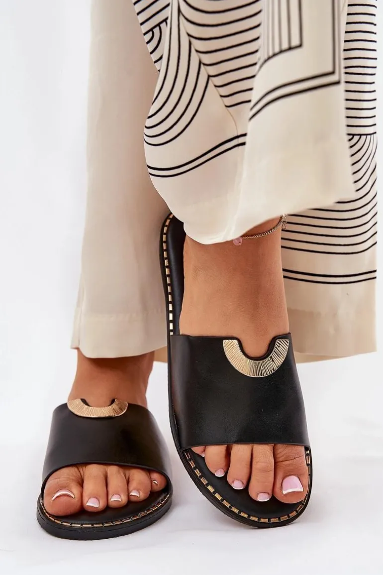 Klapki Damskie Eko Skórzane Z Ozdobnymi Detalami Czarne Mevith