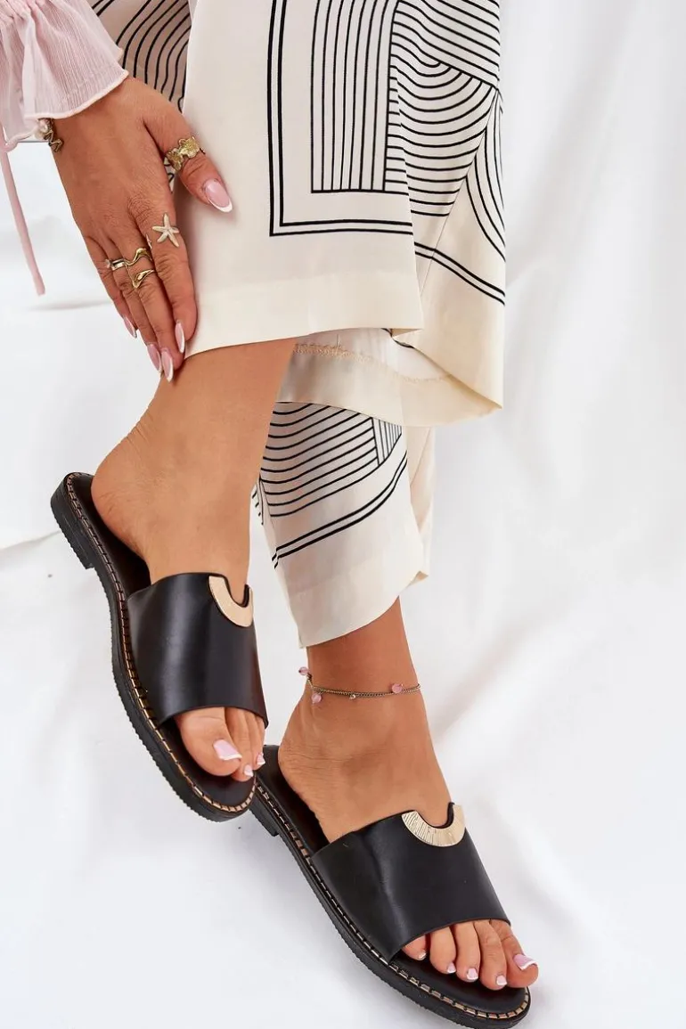 Klapki Damskie Eko Skórzane Z Ozdobnymi Detalami Czarne Mevith