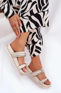 Klapki Damskie Gładkie Na Platformie Z Paskami I Klamrami Jasnobeżowe Ziferte