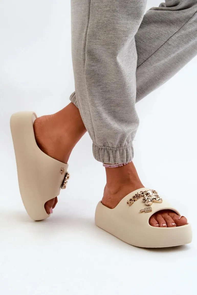 Klapki Damskie Lekkie Piankowe Z Ozdobami Beżowe Orchia