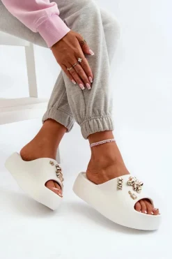 Klapki Damskie Lekkie Piankowe Z Ozdobami Białe Orchia