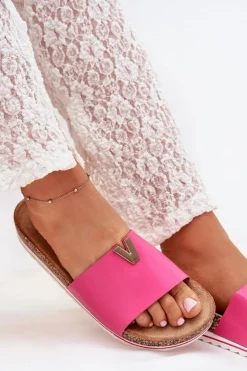 Klapki Damskie Na Korkowej Platformie Z Ozdobnym Detalem Fuksja Vessira