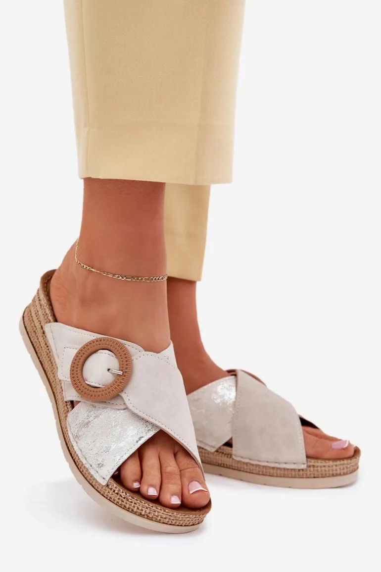 Klapki Damskie Na Koturnie Z Ozdobną Klamrą Inblu RV000012 Jasnobeżowe