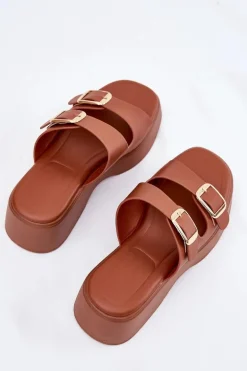 Klapki Damskie Na Koturnie I Platformie Z Klamrami Camel Nitarelia