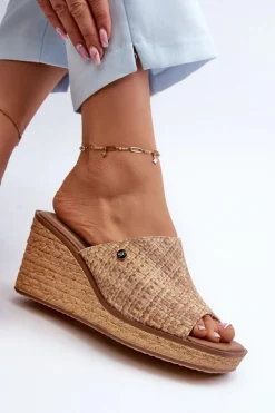 Klapki Damskie Na Koturnie Sergio Leone KL213 Beżowe