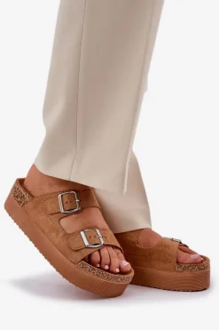 Klapki Damskie Na Masywnej Platformie Z Klamrami Camel Aramia