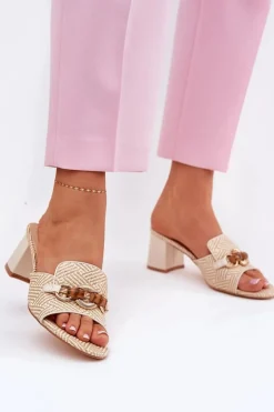 Klapki Damskie Na Obcasie Z Ozdobą Beżowe Ovittole