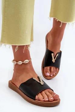 Klapki Damskie Na Płaskiej Podeszwie Z Ozdobą Eko Skórzane Czarne Makia