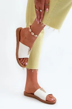 Klapki Damskie Na Płaskiej Podeszwie Z Ozdobą Eko Skórzane Białe Makia