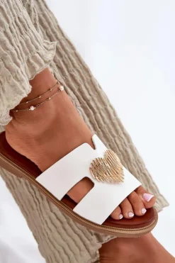 Klapki Damskie Na Płaskim Obcasie Ze Złotą Ozdobą Białe Karinma