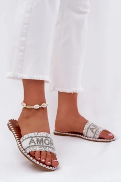 Klapki Damskie Na Płaskim Obcasie Ze Zdobieniem Białe Dorfedi