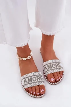 Klapki Damskie Na Płaskim Obcasie Ze Zdobieniem Białe Dorfedi