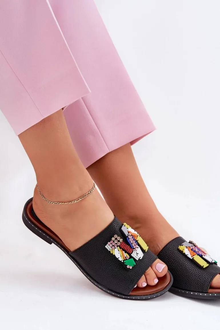 Klapki Damskie Na Płaskim Obcasie Z Ozdobą Czarne Clelione