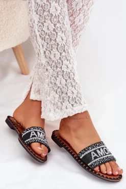 Klapki Damskie Na Płaskim Obcasie Ze Zdobieniem Amore Czarne Avelina