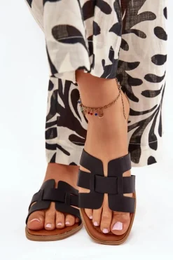 Klapki Damskie Na Płaskim Obcasie Czarne Mirona