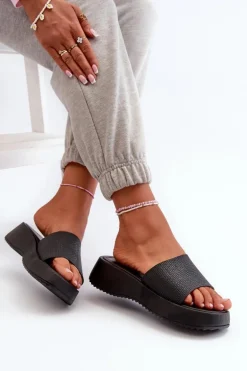 Klapki Damskie Na Platformie I Koturnie Czarne Vimarils