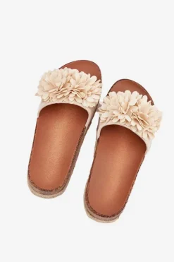 Klapki Damskie Na Platformie Z Ozdobnymi Kwiatkami Beżowe Tessara